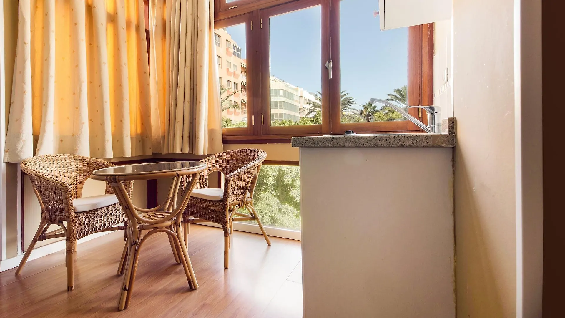 Miami Santa Catalina Apartment Las Palmas de Gran Canaria 0*,  Spain